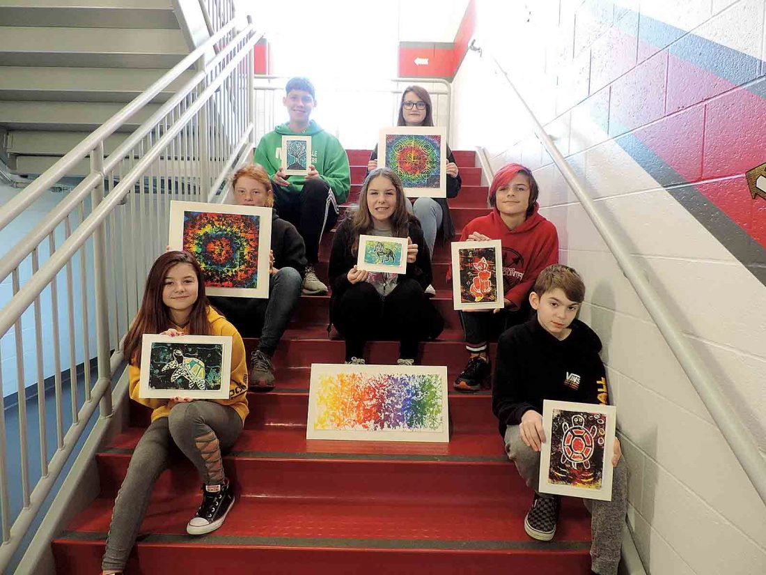 Ravenswood students prep art for Tamarack Children’s Gallery News